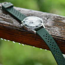 Load image into Gallery viewer, Max FKM Rubber Honeycomb Quick Release Watch Strap Green
